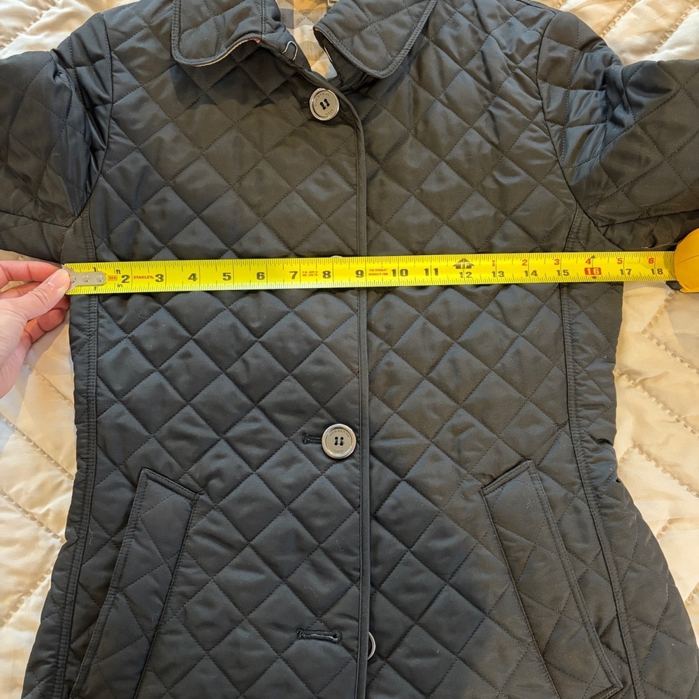 Burberry Black Quilted Puffer Jacket - Picture 9 of 10
